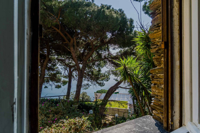 Appartamento in Vendita a Arenzano