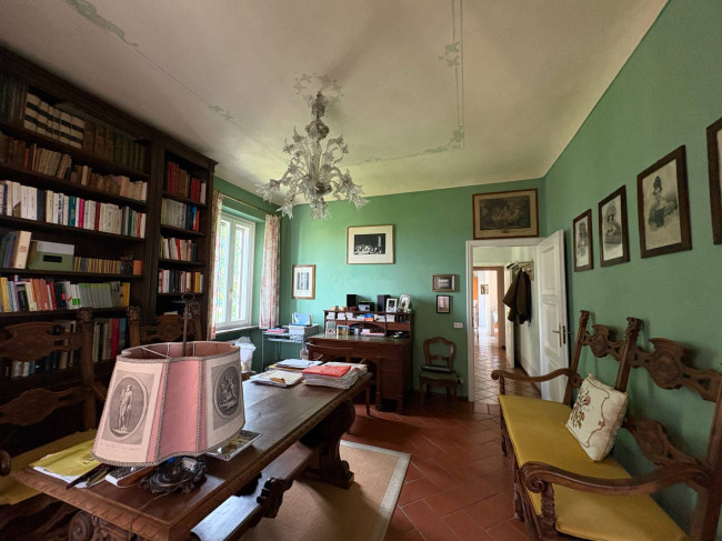 Villa Storica in Vendita a Portacomaro