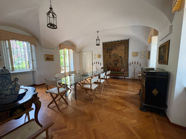 Villa Storica in Vendita a Portacomaro