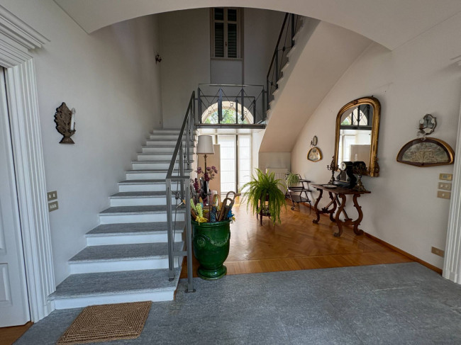 Villa Storica in Vendita a Portacomaro