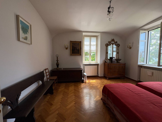 Villa Storica in Vendita a Portacomaro