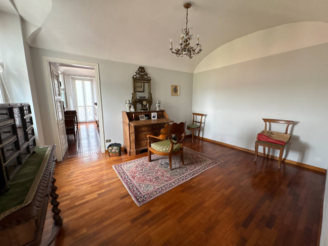 Villa Storica in Vendita a Portacomaro