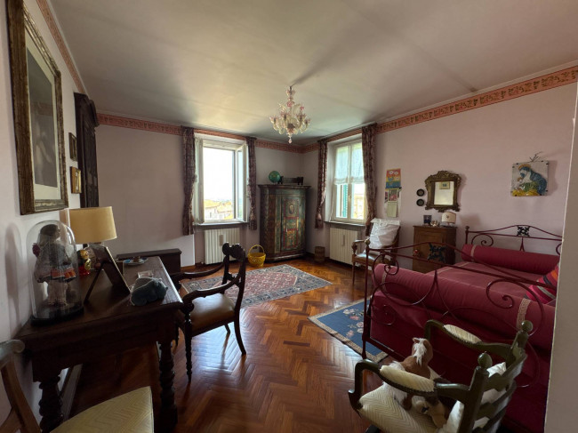 Villa Storica in Vendita a Portacomaro