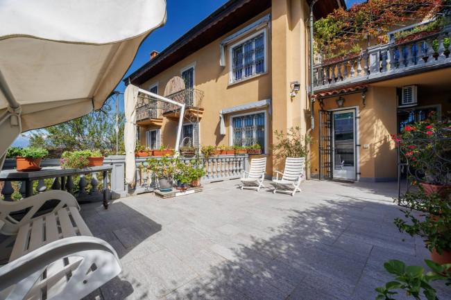 Villa Bifamiliare in Vendita a Torino