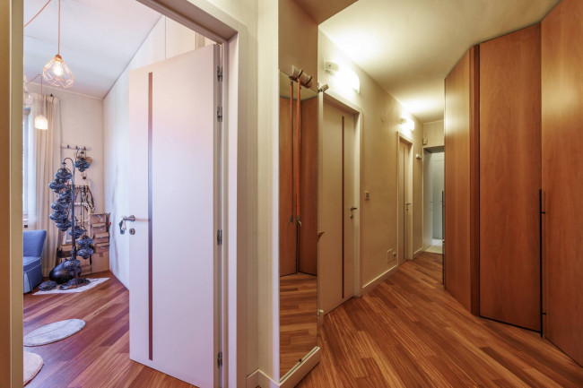 Villa Bifamiliare in Vendita a Torino