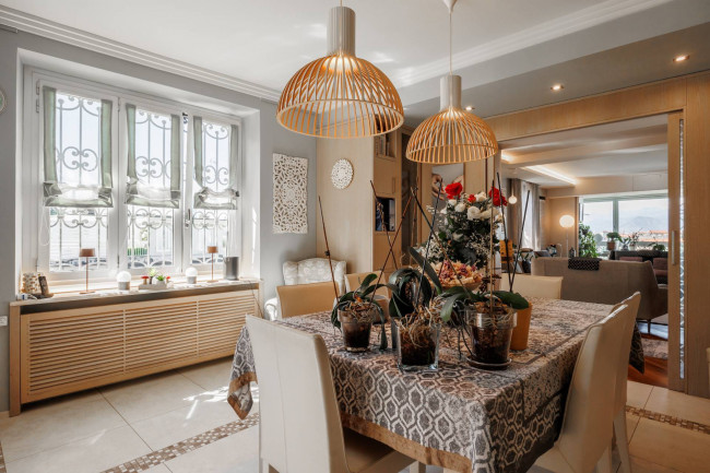 Villa Bifamiliare in Vendita a Torino