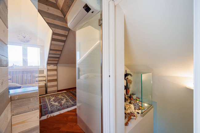 Villa Bifamiliare in Vendita a Torino