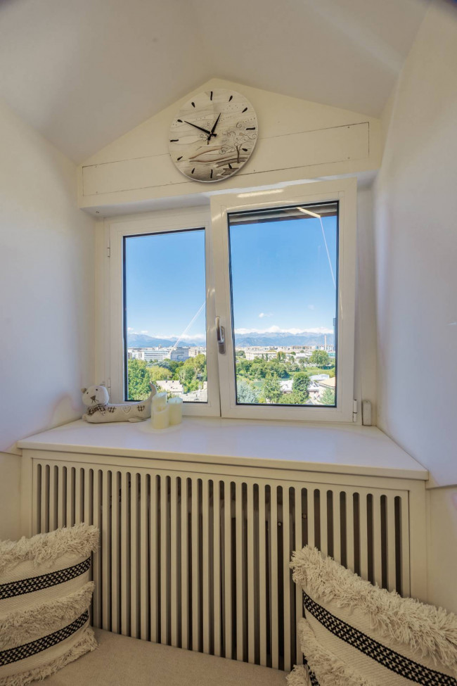 Villa Bifamiliare in Vendita a Torino