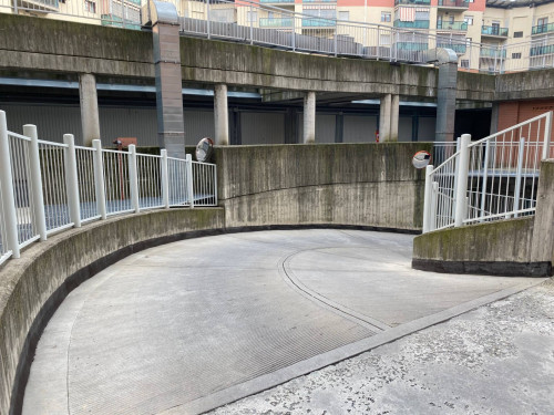 Box o garage in Vendita a Torino