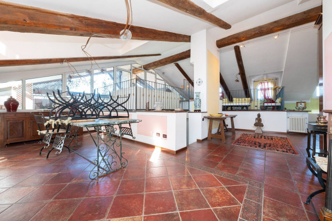 Appartamento in Vendita a Grugliasco