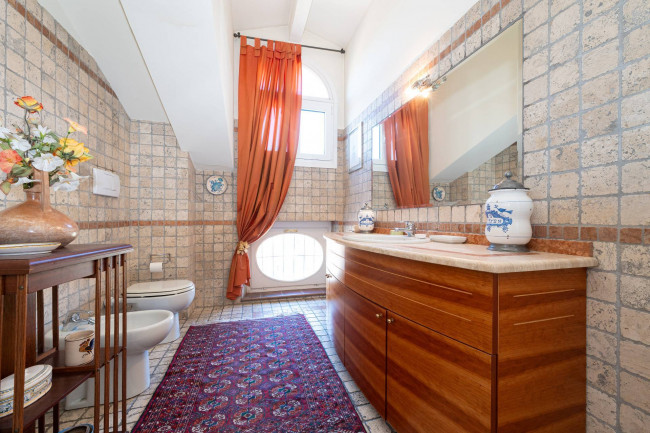 Appartamento in Vendita a Grugliasco