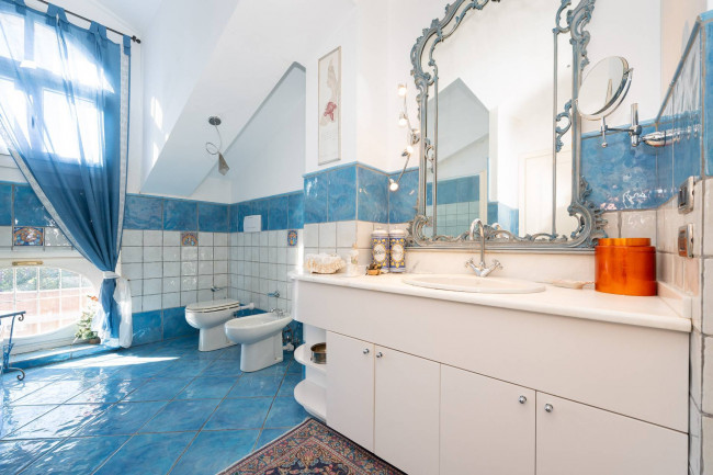 Appartamento in Vendita a Grugliasco