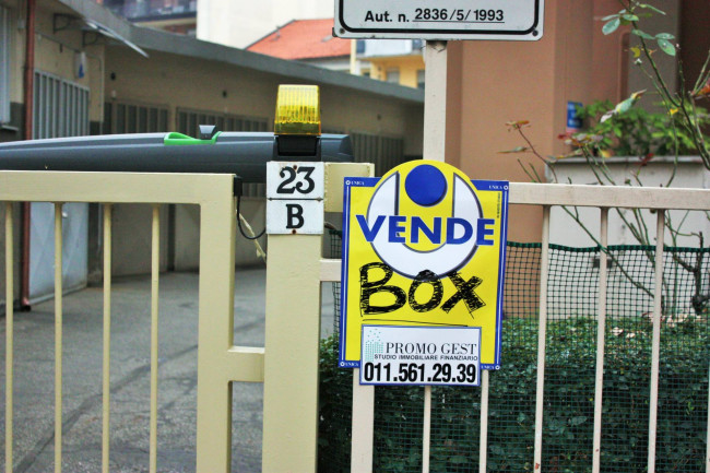 Box o garage in Vendita a Torino