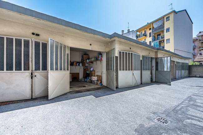 Box o garage in Vendita a Torino