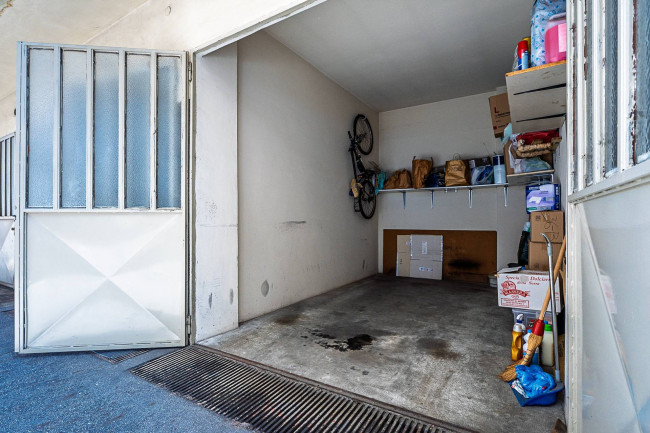 Box o garage in Vendita a Torino