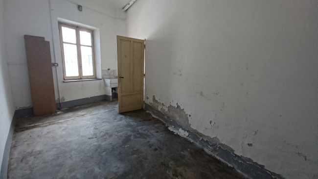 Villa Trifamiliare in Vendita a Santena