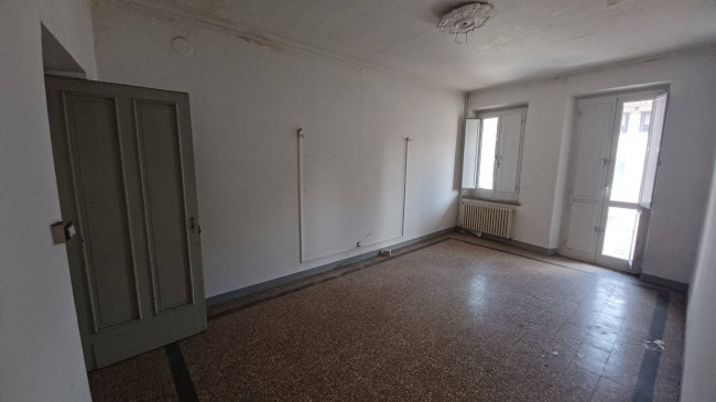 Villa Trifamiliare in Vendita a Santena