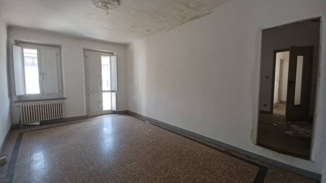 Villa Trifamiliare in Vendita a Santena