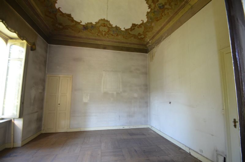 Stabile - Palazzo in Vendita a Torino