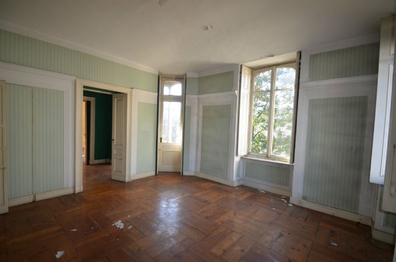 Stabile - Palazzo in Vendita a Torino