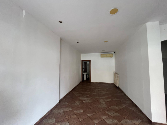 Locale commerciale in Vendita a Grugliasco