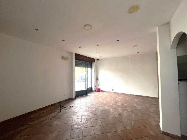 Locale commerciale in Vendita a Grugliasco