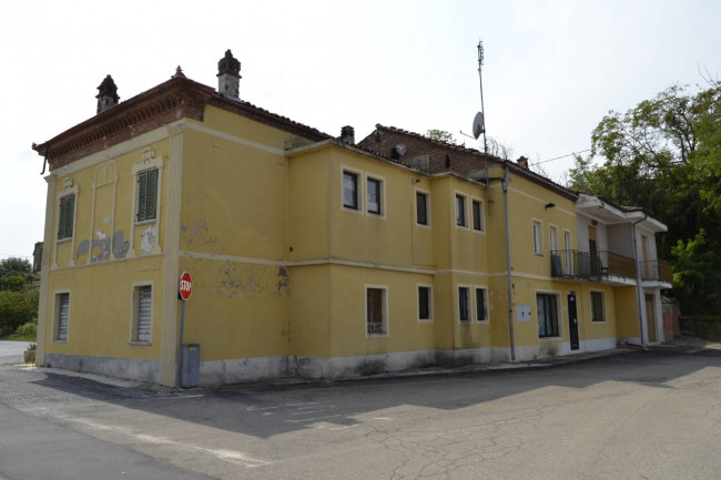 Attività Commerciale - Ristorante in Vendita a Montaldo Roero