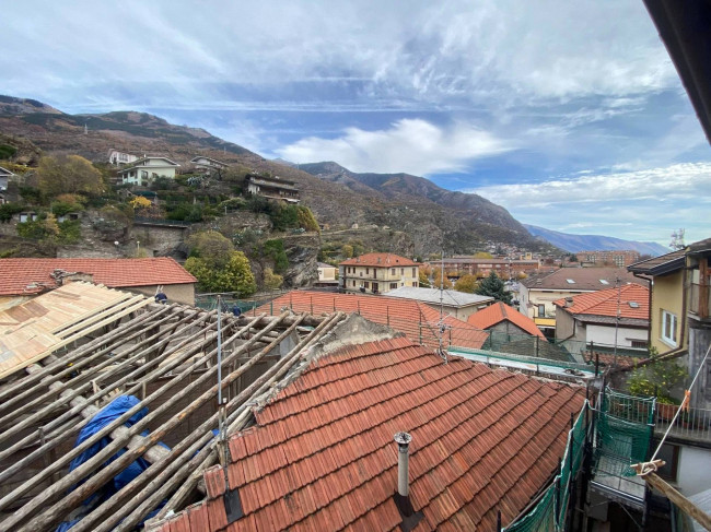 Appartamento in Affitto a Susa