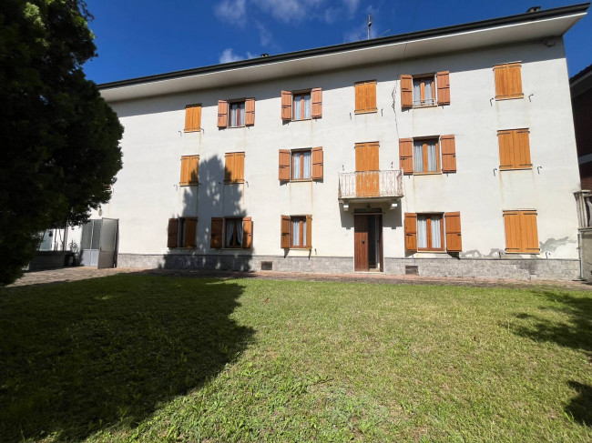 Cascina in Vendita a Maranzana