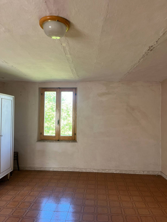 Cascina in Vendita a Maranzana