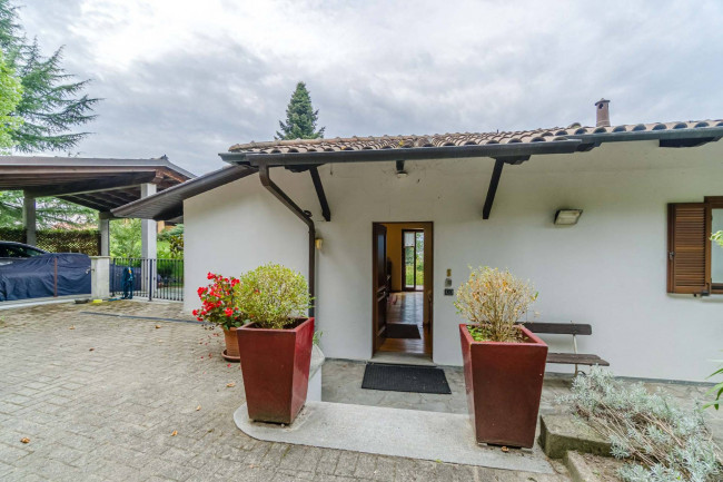 Villa in Vendita a Gassino Torinese