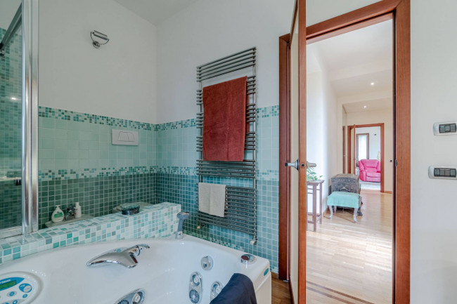 Villa in Vendita a Gassino Torinese