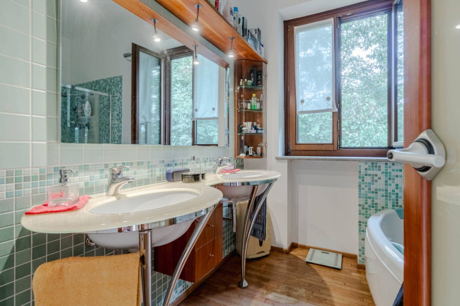 Villa in Vendita a Gassino Torinese