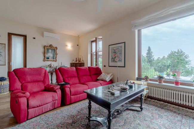 Villa in Vendita a Gassino Torinese