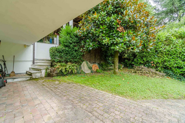 Villa in Vendita a Gassino Torinese