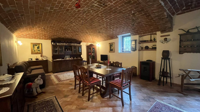 Cascina in Vendita a Verrua Savoia