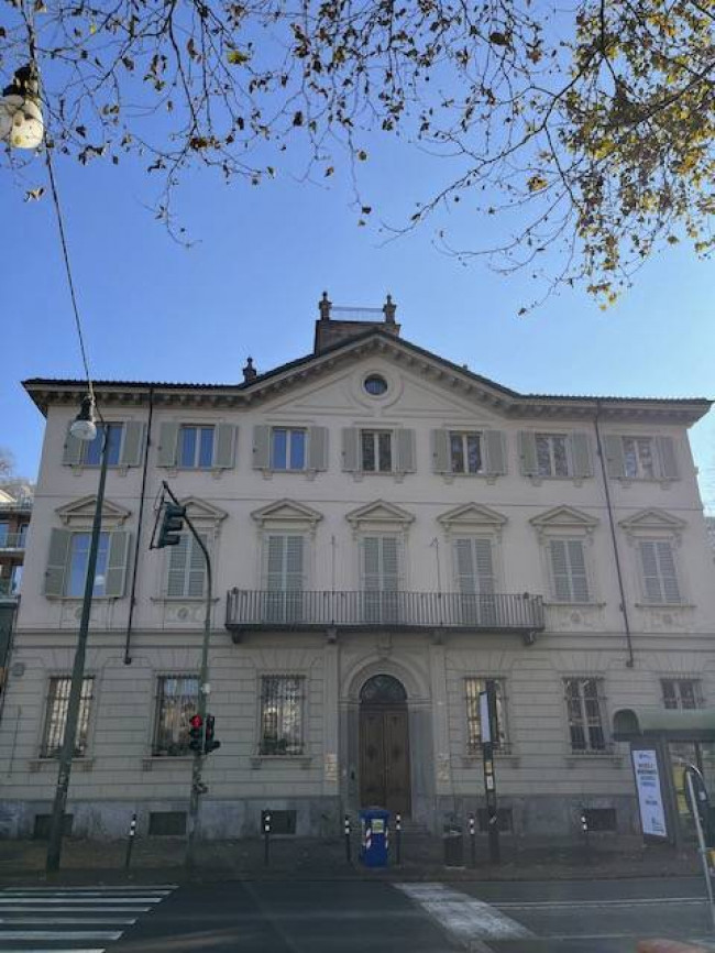 Studio/Ufficio in Locazione a Torino