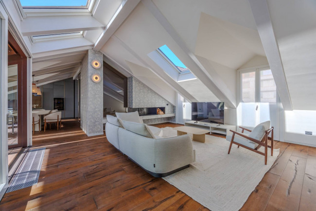 Attico in Affitto a Torino