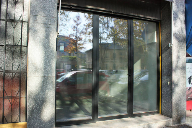 Negozio in Affitto a Torino