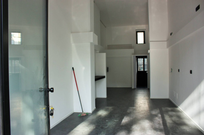 Negozio in Affitto a Torino