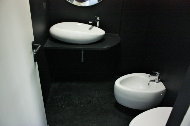 Negozio in Affitto a Torino