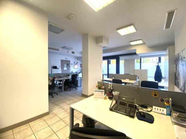 Negozio in Vendita a Collegno