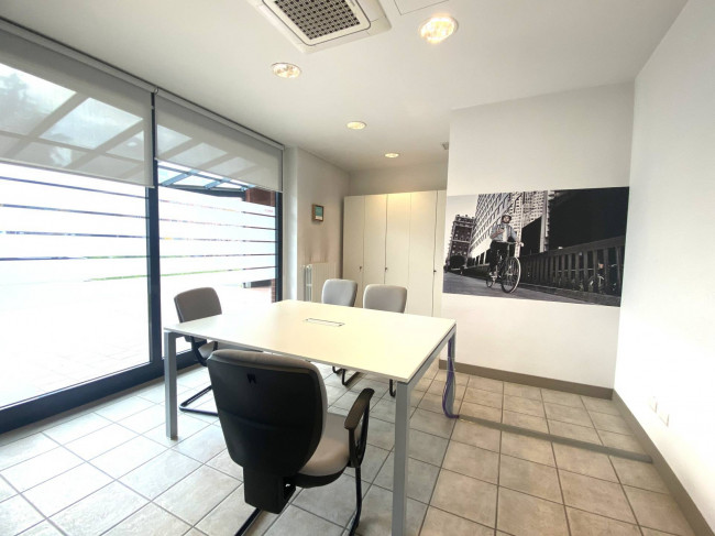 Negozio in Vendita a Collegno