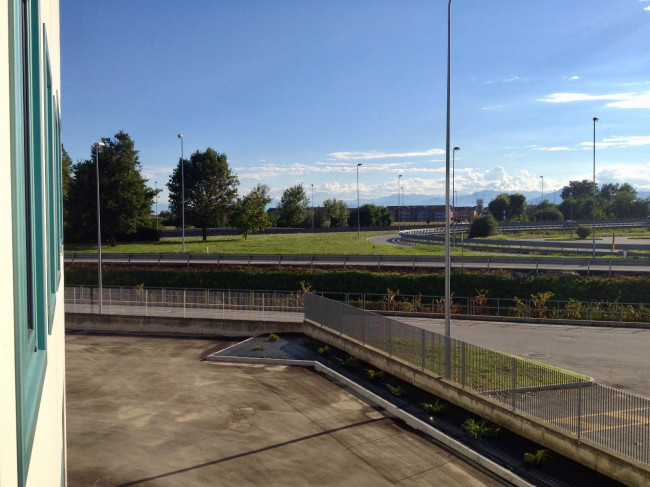 Capannone in Affitto a Caselle Torinese