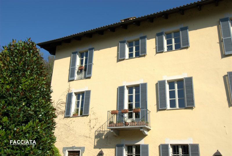 Villa in  Sell to Castiglione Torinese