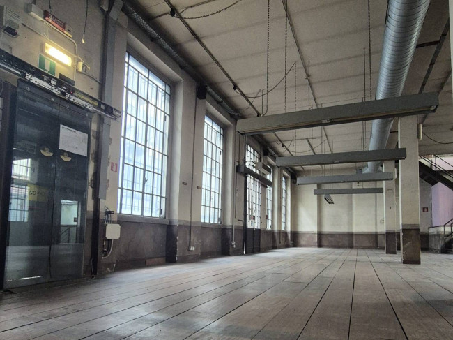 Ufficio in Affitto a Milano