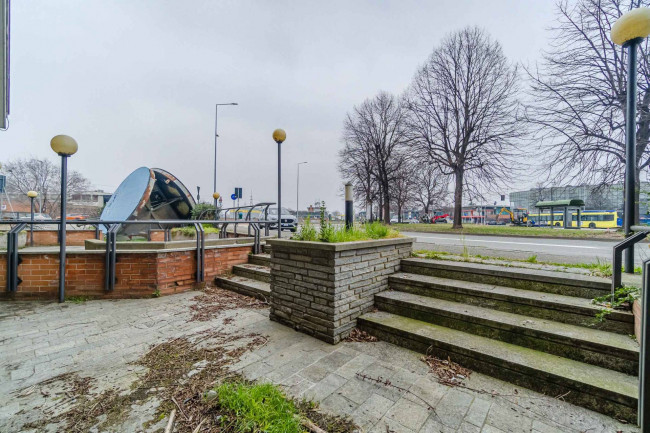 Locale commerciale in Vendita a Venaria Reale