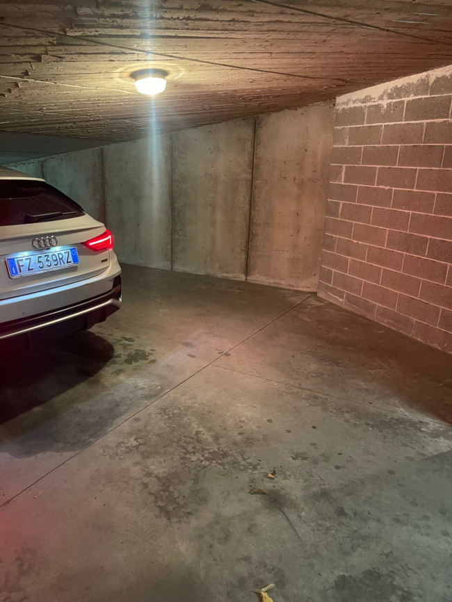 Box o garage in Vendita a Torino