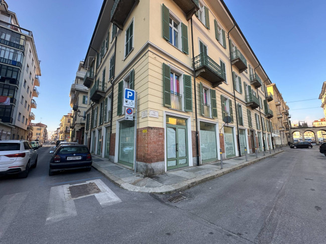 Negozio in Vendita a Cuneo
