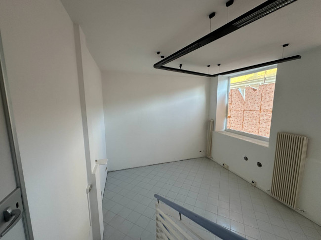 Negozio in Vendita a Cuneo